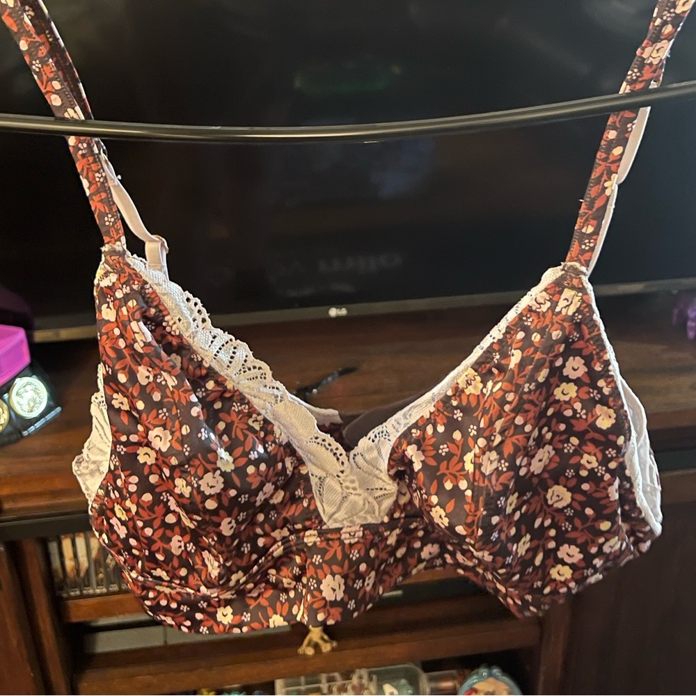 Aerie bralette size medium floral print